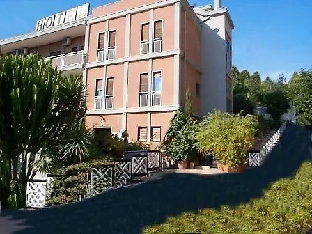 Szálloda Poggio Ducale 3*
